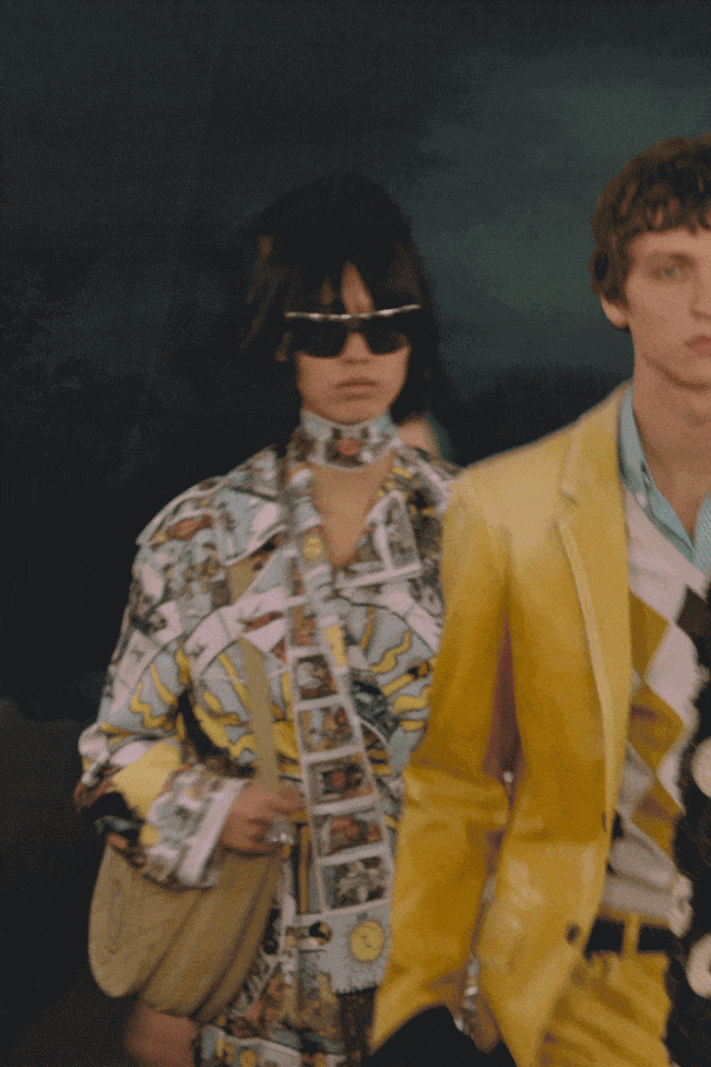 berry谱写的时装旋律开元棋牌自我节拍Bur(图2)