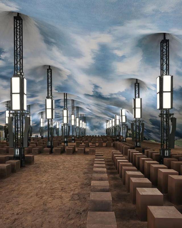 berry谱写的时装旋律开元棋牌自我节拍Bur(图6)